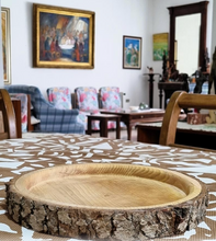 Load image into Gallery viewer, Cedarwood Plates