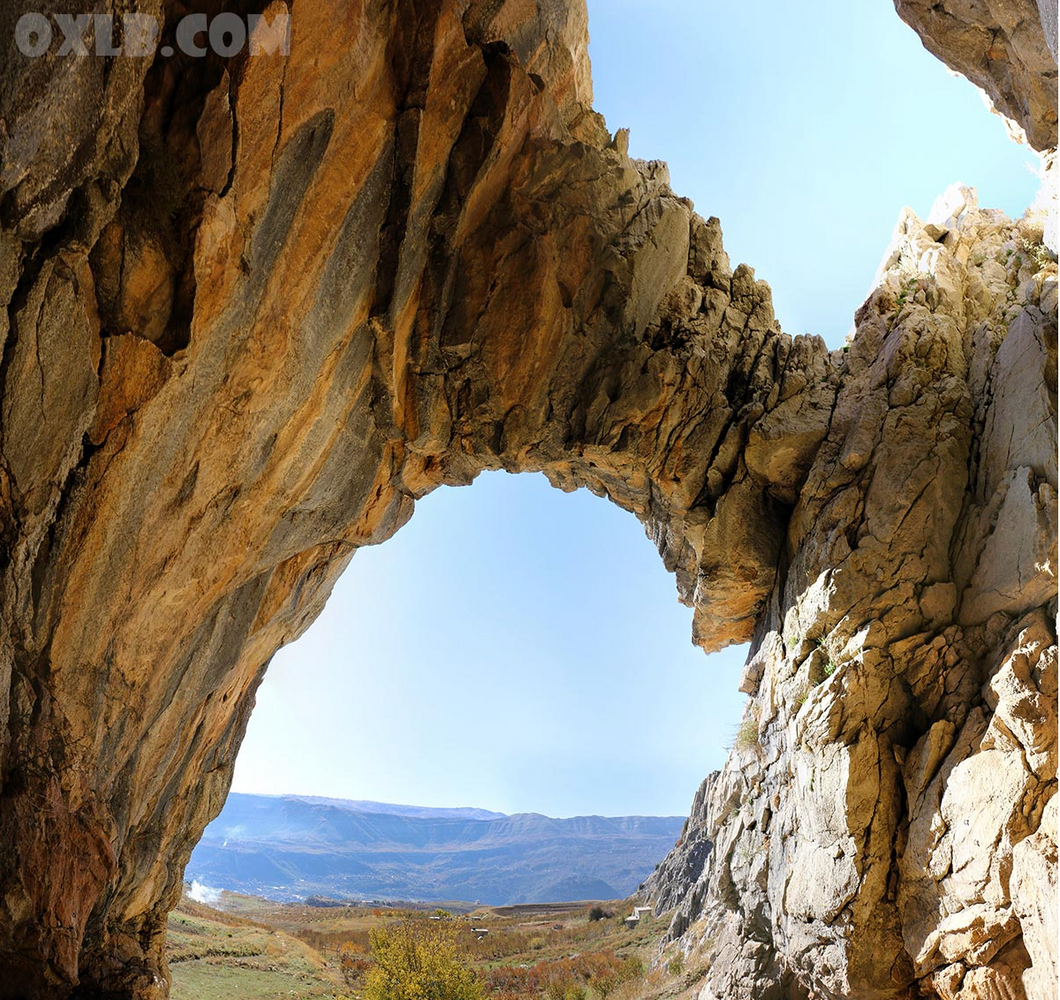 Arch in Ehmej Laqlouq