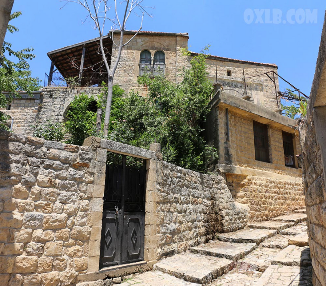 Road in Deir el Qamar